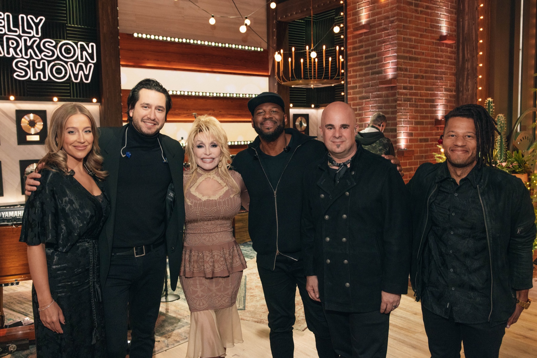 Dolly Parton with the band
